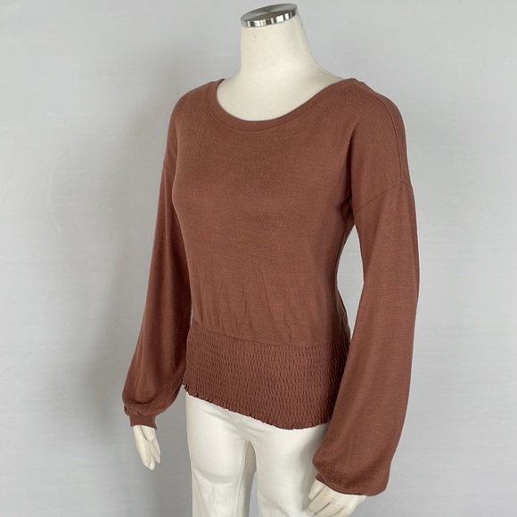 NWOT Abercrombie and Fitch Top X Small Taupe - Picture 8 of 11